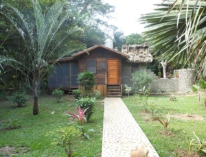 Macaw Bank Jungle Lodge-Belize