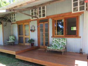 Fig Tree Retro Studio – Eco-friendly and on Acreage – Australia